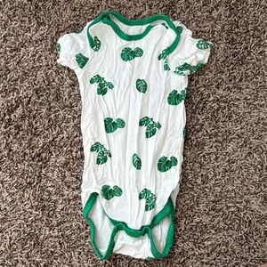 Kyte Baby Monstera Bodysuit